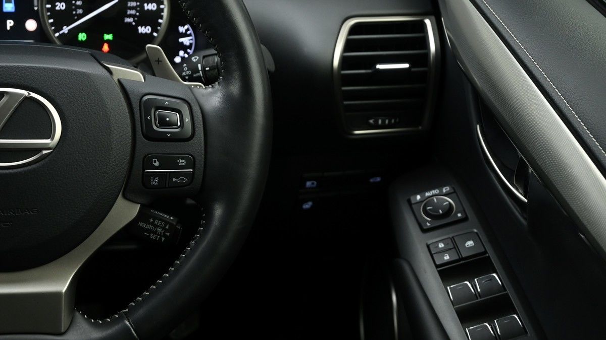 Lexus NX Image 16