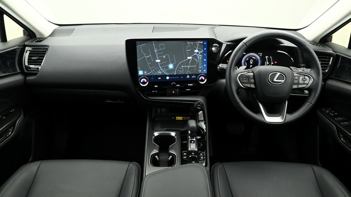Lexus NX Image 14