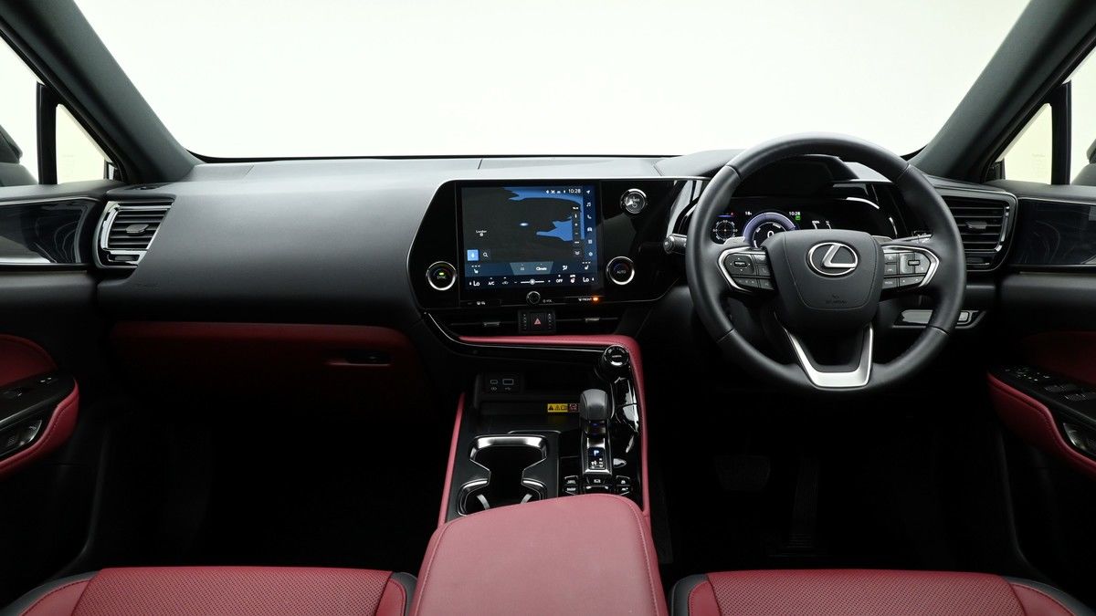 Lexus NX Image 13