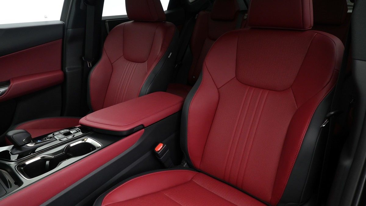Lexus NX Image 3