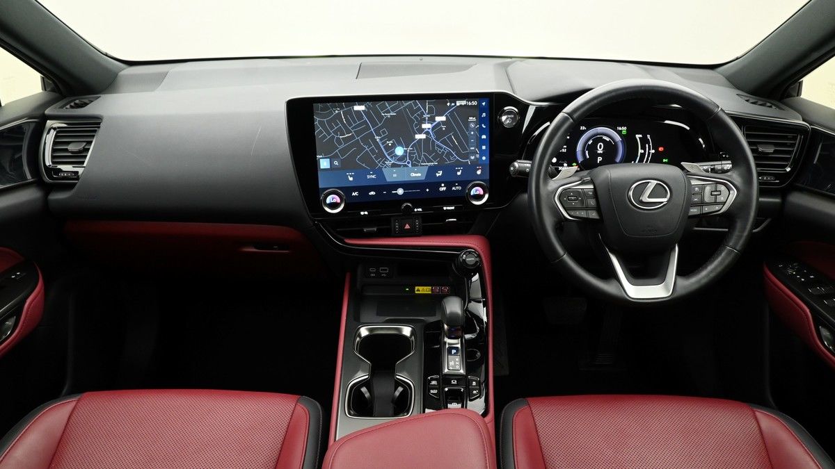 Lexus NX Image 14