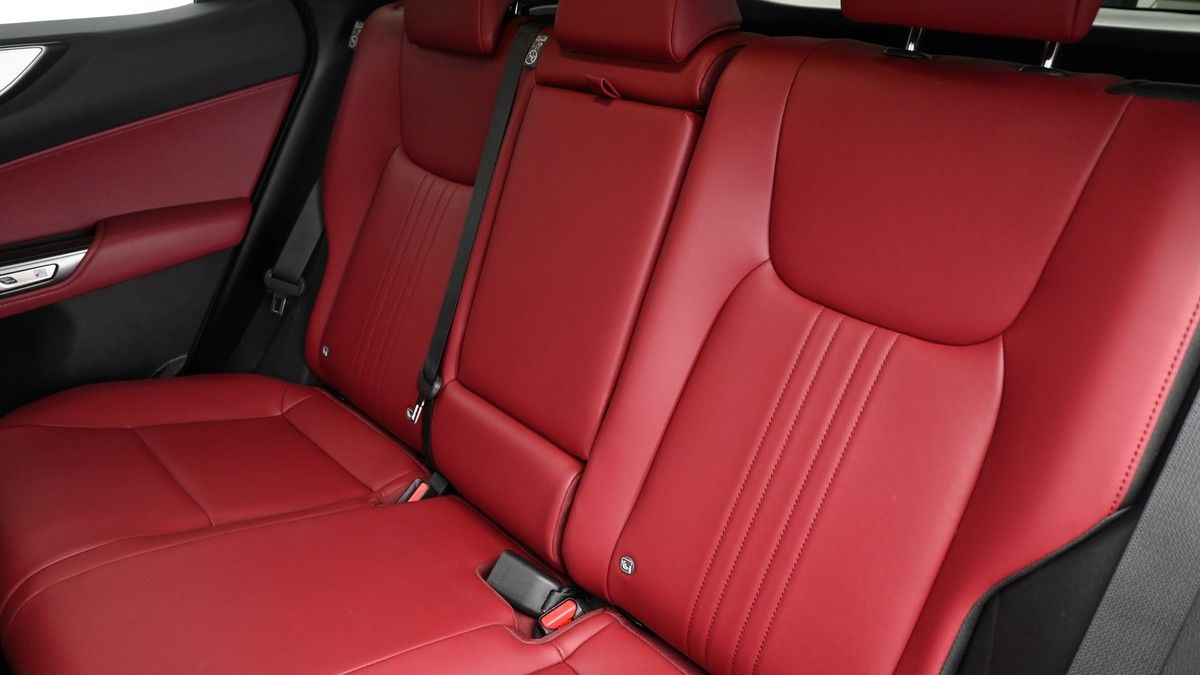 Lexus NX Image 5