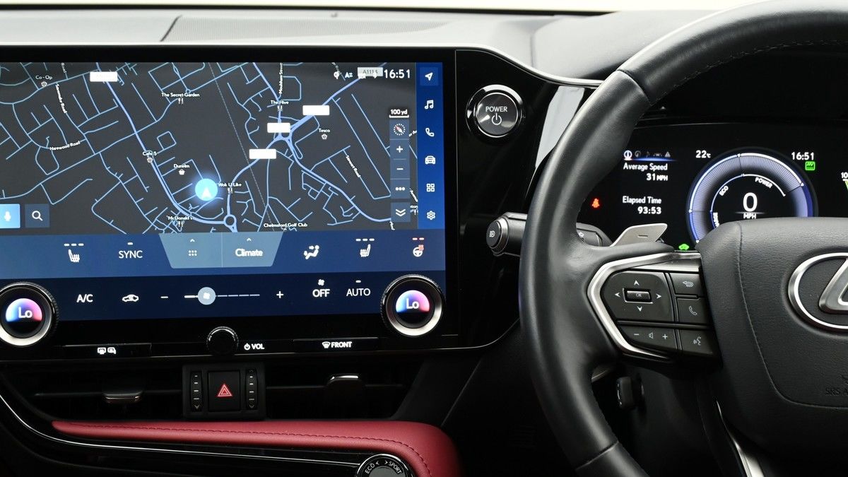 Lexus NX Image 15