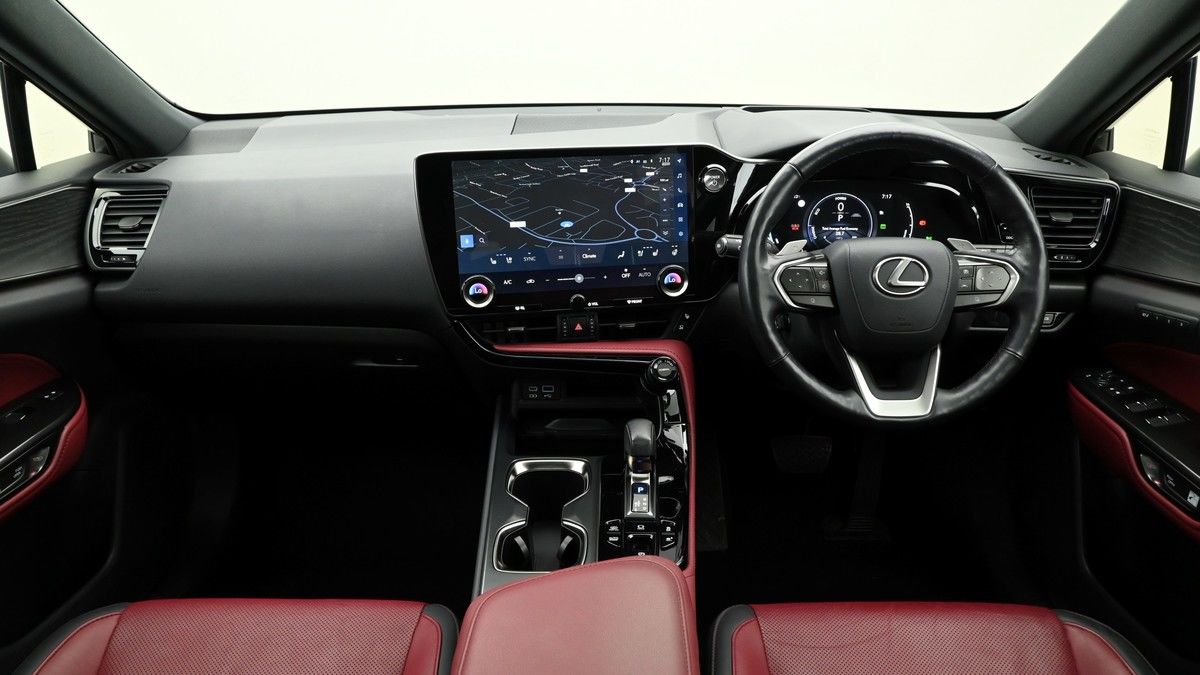 Lexus NX Image 14