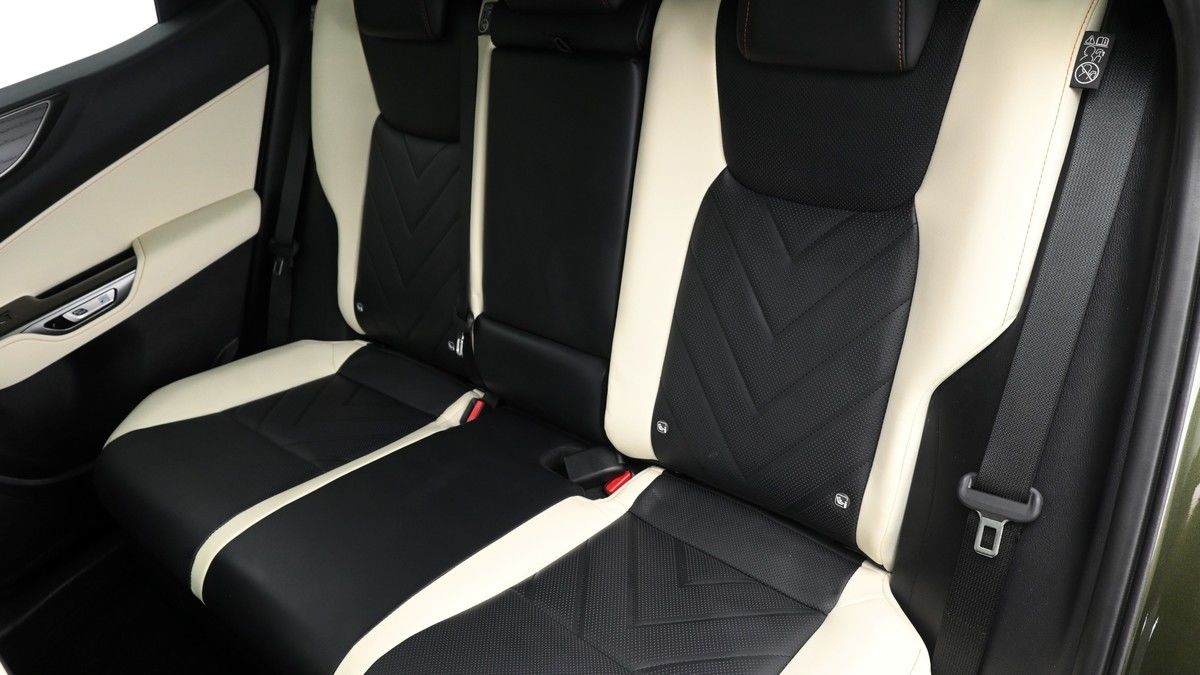 Lexus NX Image 5