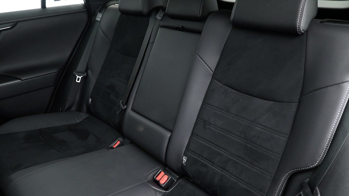 Toyota RAV4 Image 5