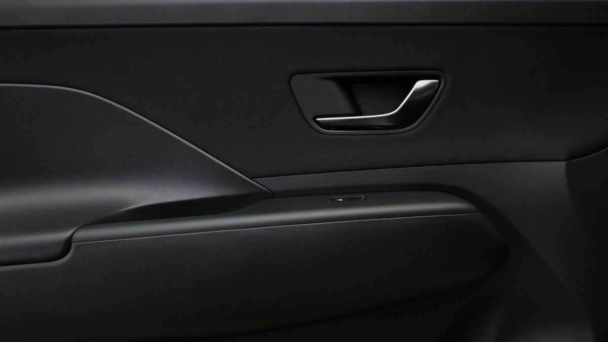 Hyundai KONA Image 12