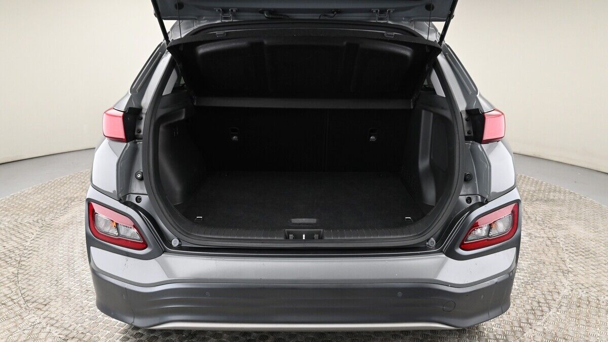 More views of Hyundai KONA