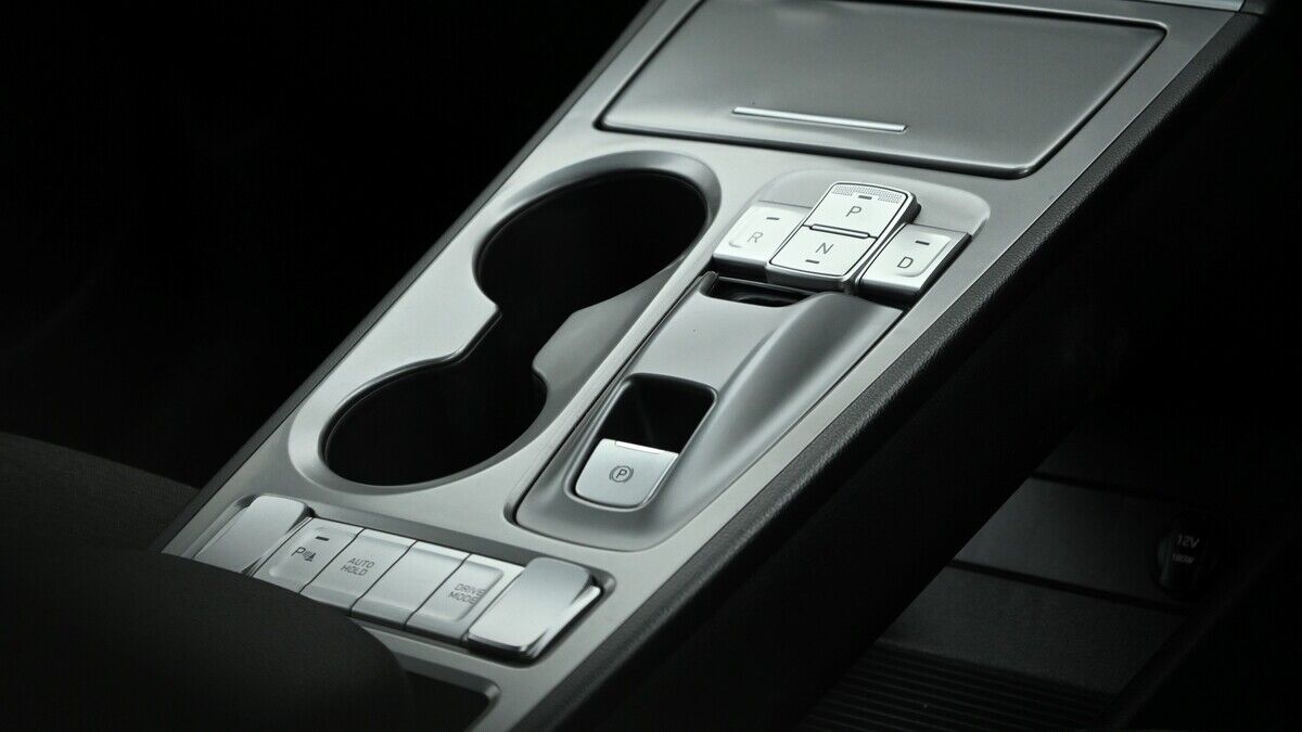 More views of Hyundai KONA