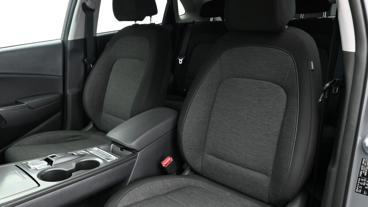More views of Hyundai KONA