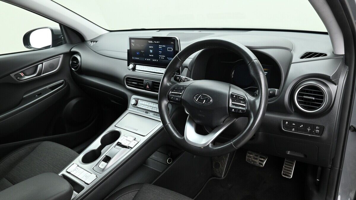 More views of Hyundai KONA