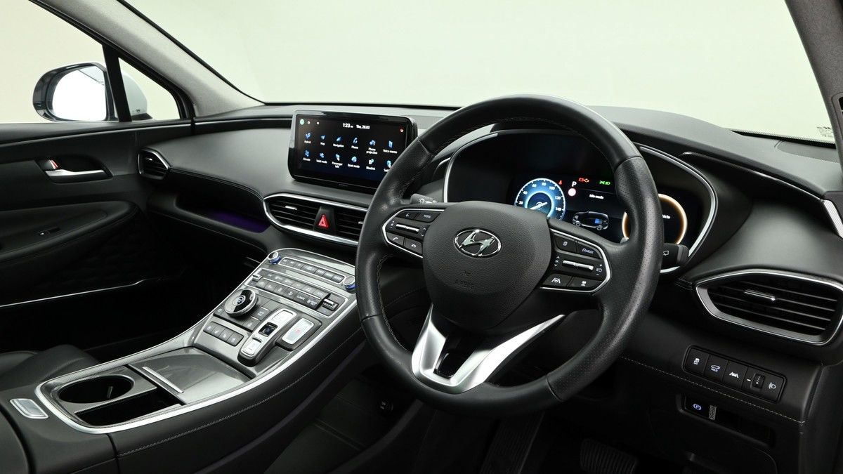 Hyundai Santa Fe Image 3