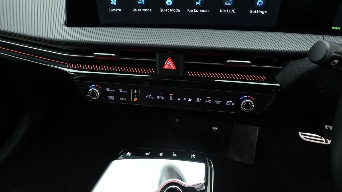 Kia EV6 Image 12
