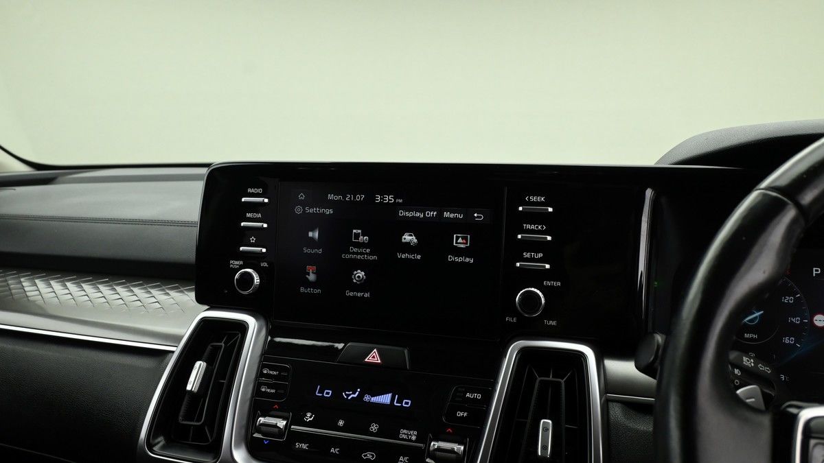 Kia Sorento Image 10