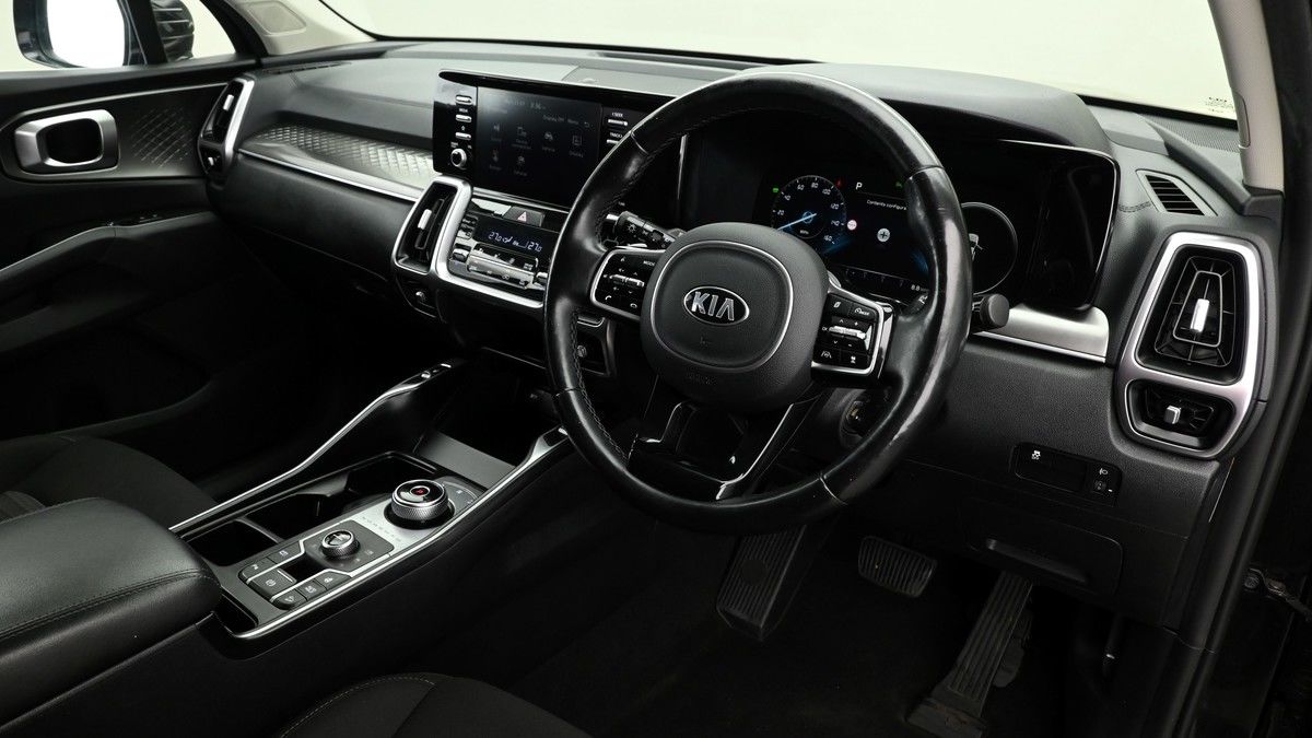 Kia Sorento Image 2