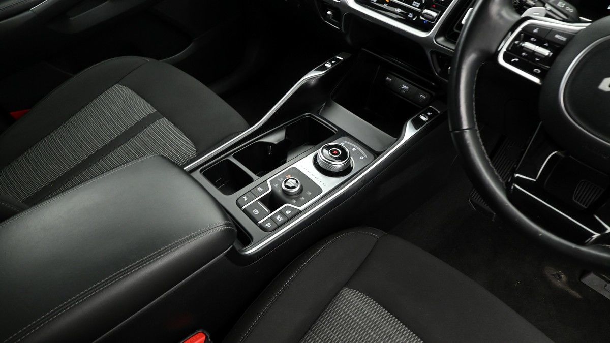 Kia Sorento Image 2