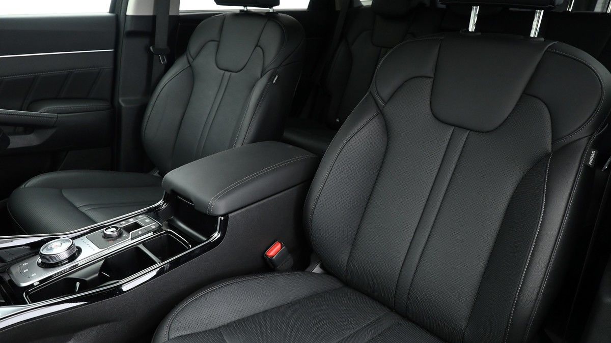 Kia Sorento Image 4