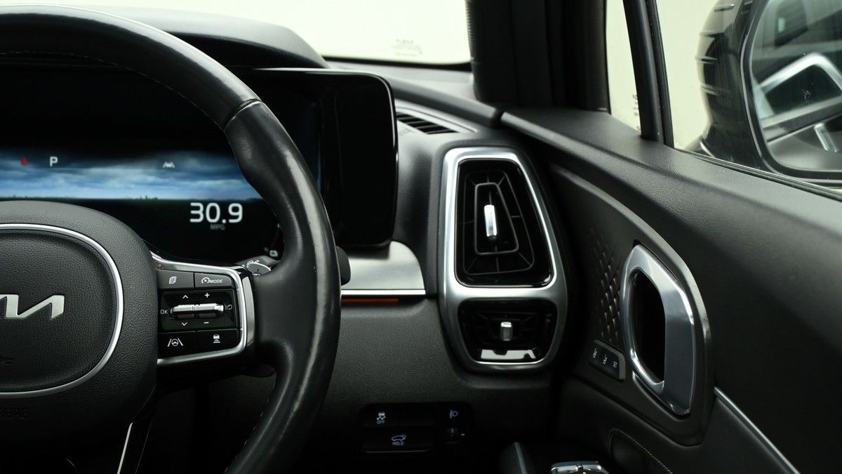 Kia Sorento Image 16