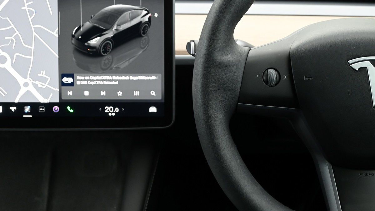 Tesla Model Y Image 15