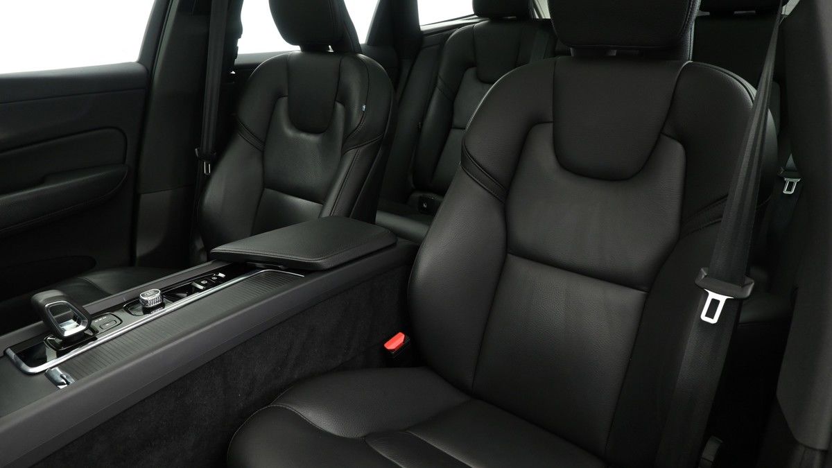 Volvo XC60 Image 4
