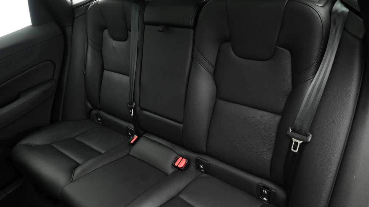 Volvo XC60 Image 5