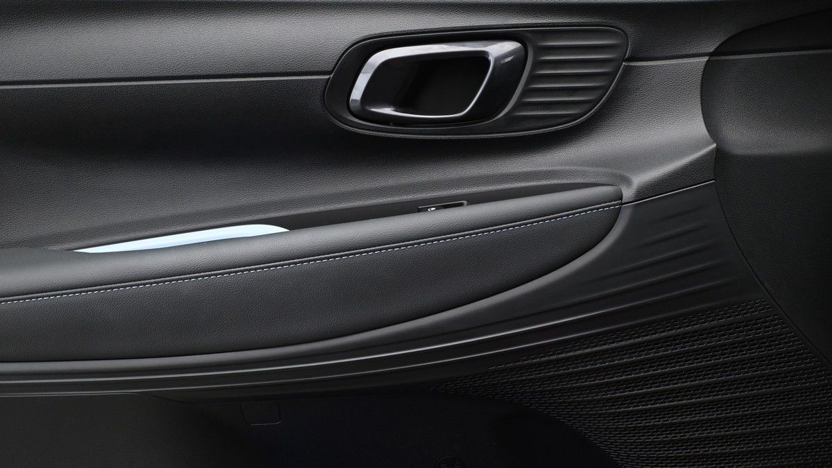 Hyundai i20 Image 12