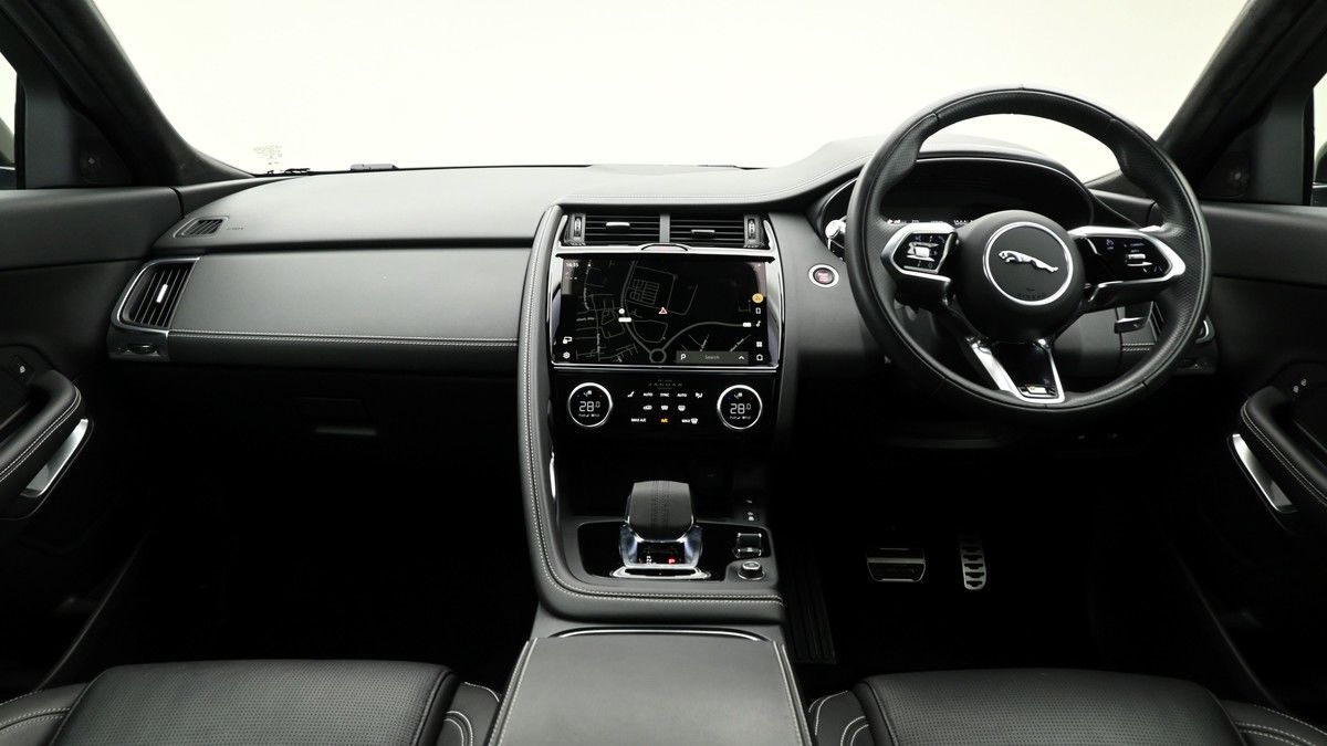 Jaguar E-PACE Image 13