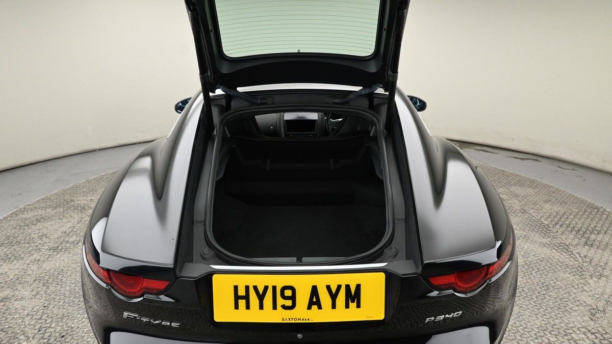 Jaguar F-Type Image 7