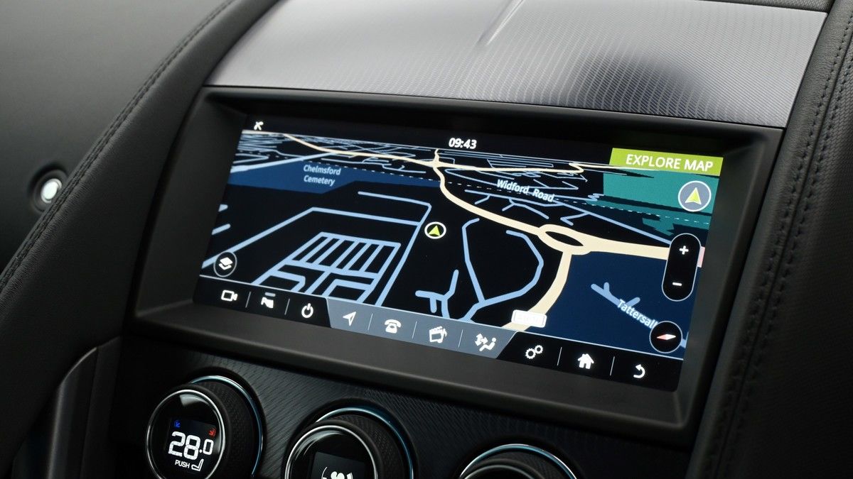 Jaguar F-Type Image 8