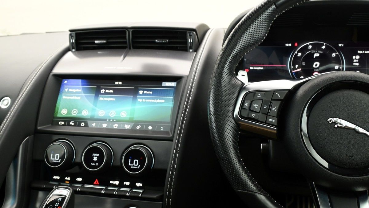 Jaguar F-Type Image 15