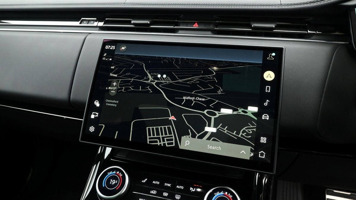 Land Rover Range Rover Sport Image 11