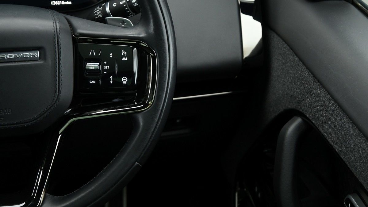 Land Rover Range Rover Sport Image 16