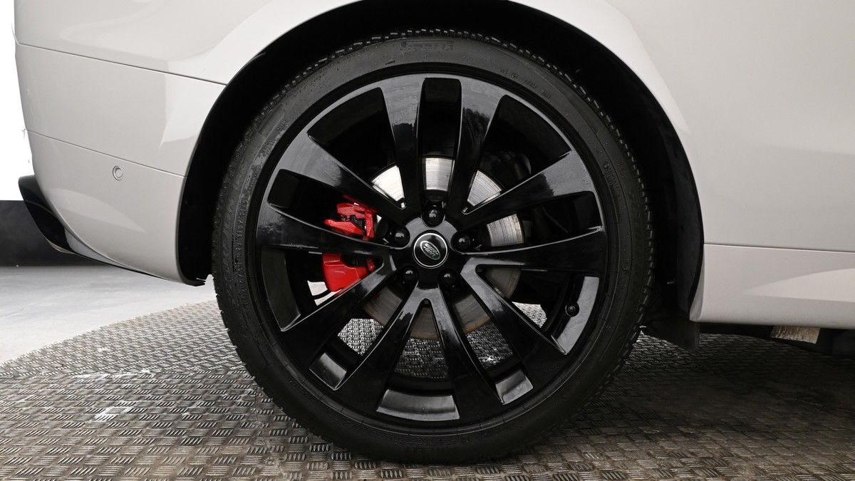 Land Rover Range Rover Sport Image 9