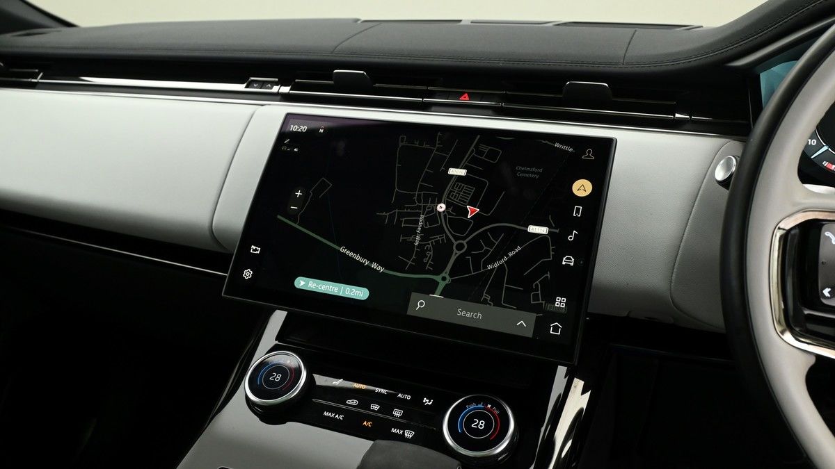 Land Rover Range Rover Sport Image 11
