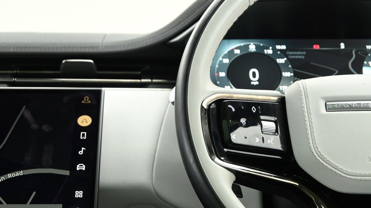Land Rover Range Rover Sport Image 15