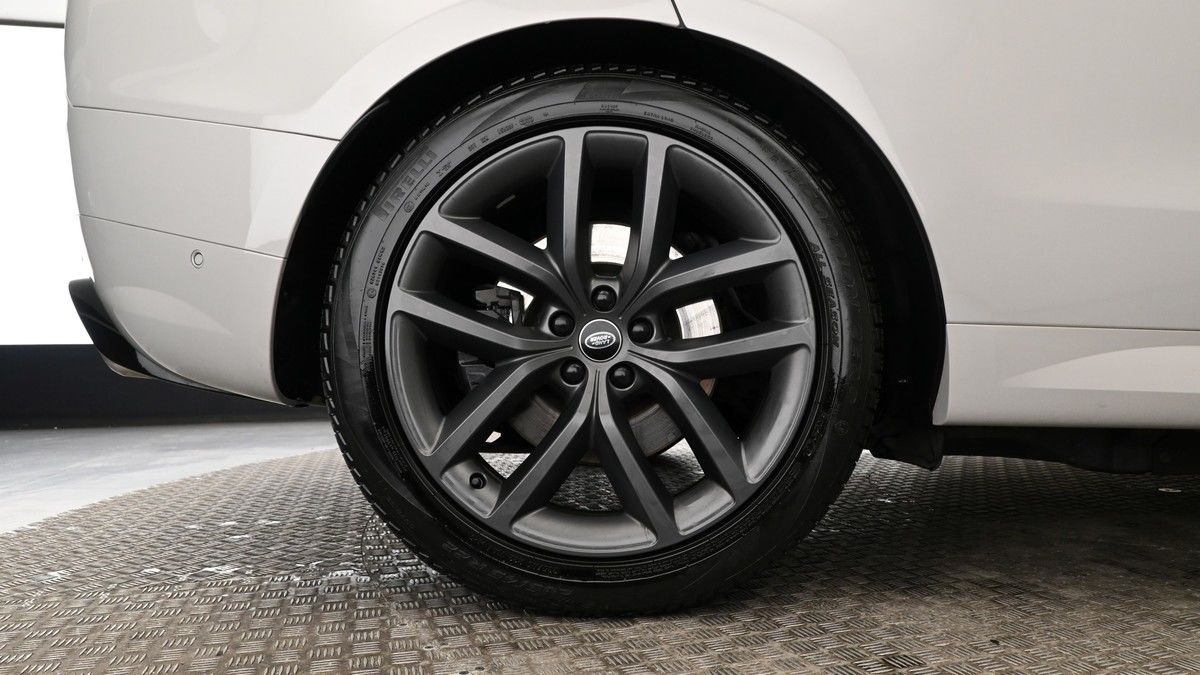 Land Rover Range Rover Sport Image 9