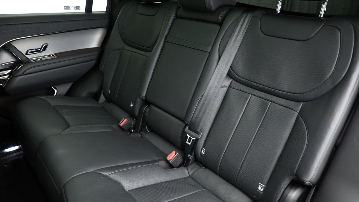 Land Rover Range Rover Sport Image 5