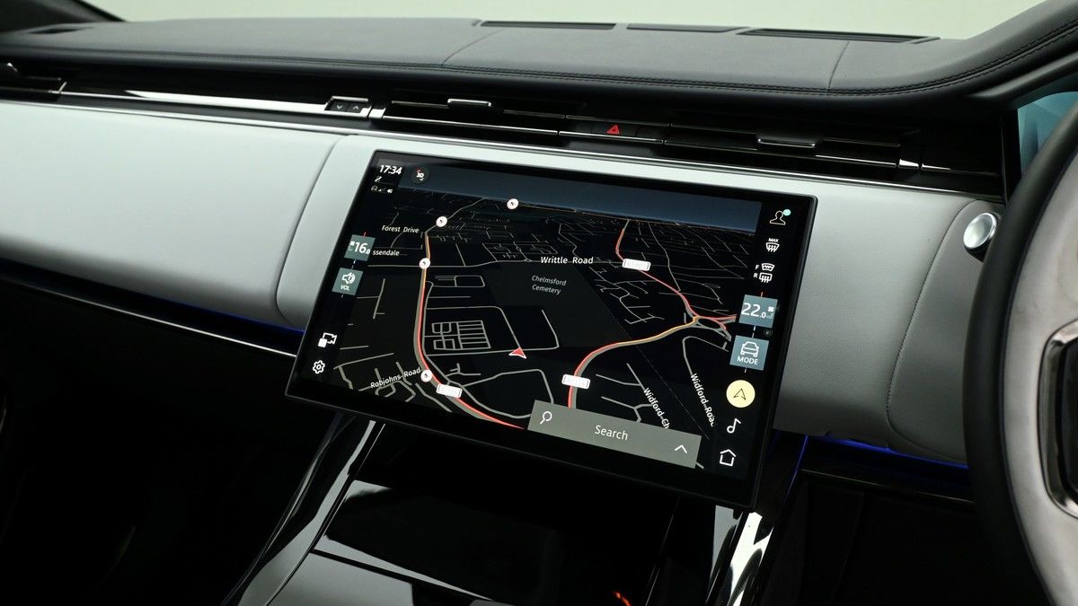 Land Rover Range Rover Sport Image 11