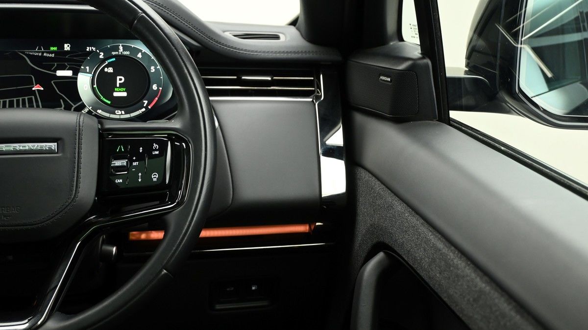 Land Rover Range Rover Sport Image 16