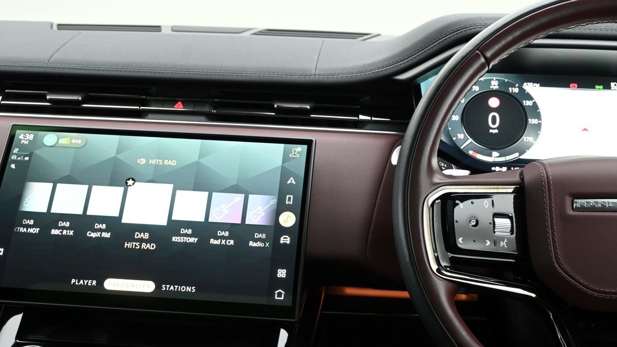 Land Rover Range Rover Sport Image 15