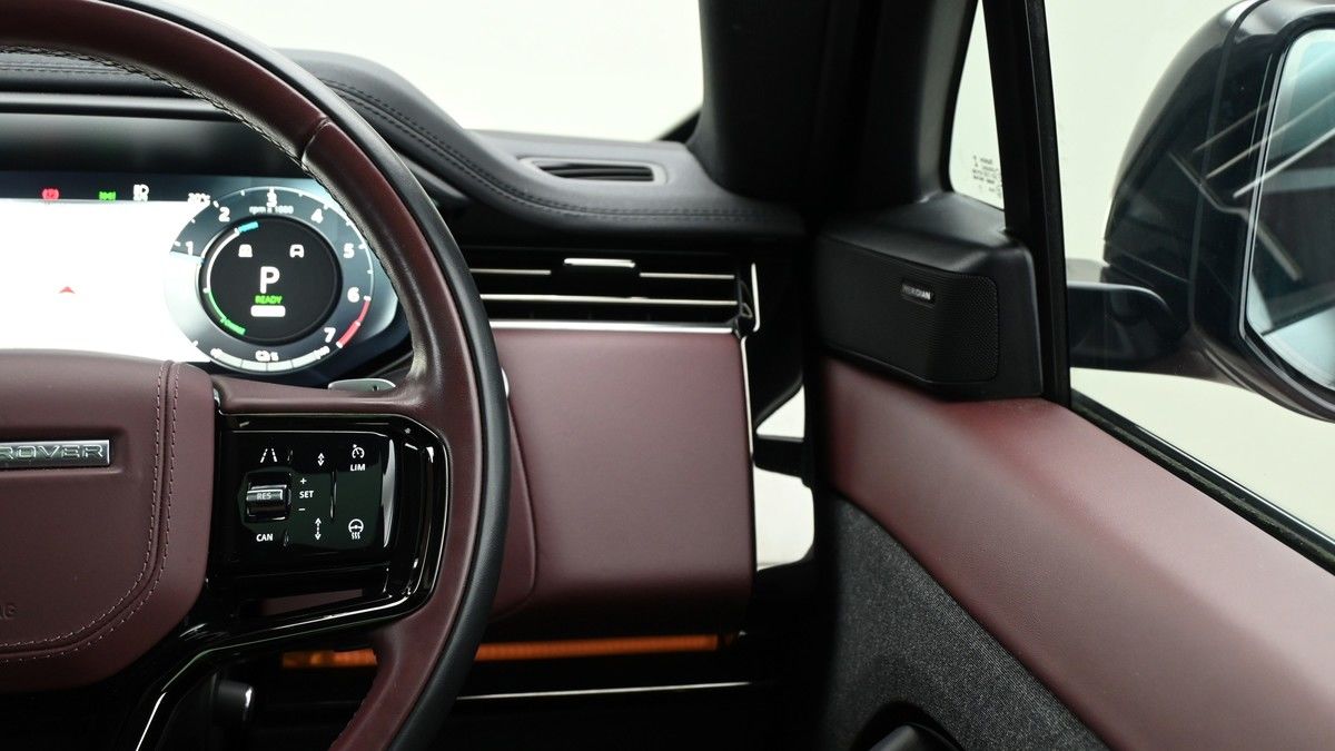 Land Rover Range Rover Sport Image 16