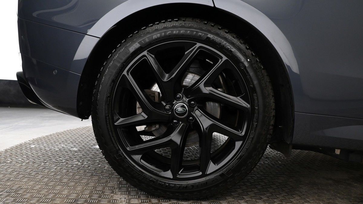 Land Rover Range Rover Sport Image 9