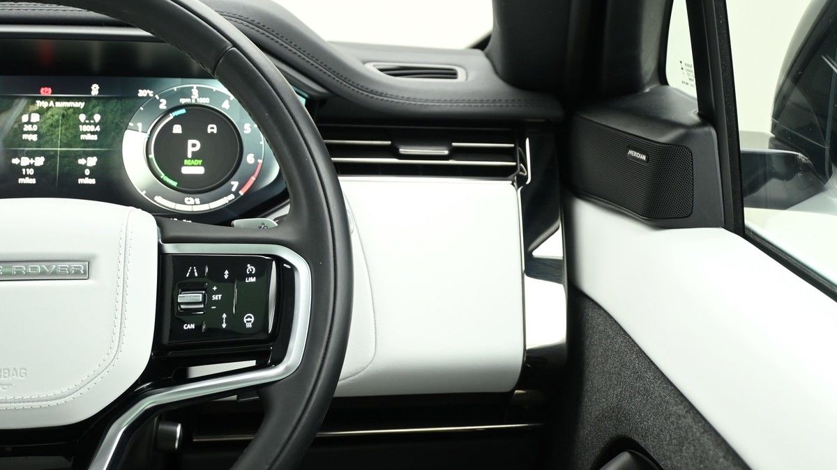 Land Rover Range Rover Sport Image 16