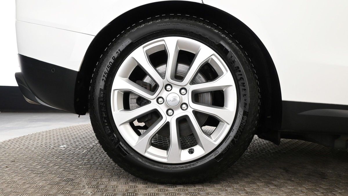 Land Rover Range Rover Sport Image 9