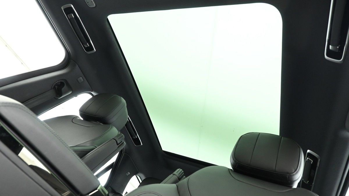 Land Rover Range Rover Sport Image 2