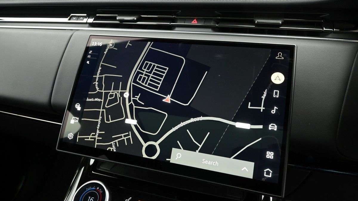 Land Rover Range Rover Sport Image 11