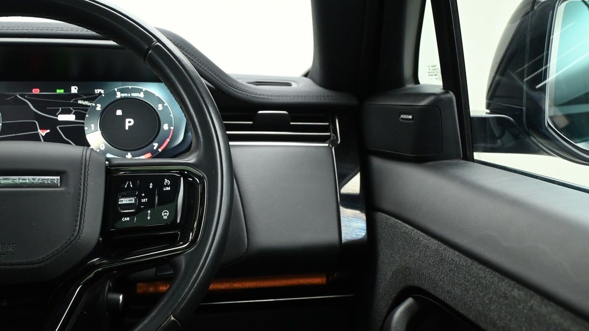 Land Rover Range Rover Sport Image 16