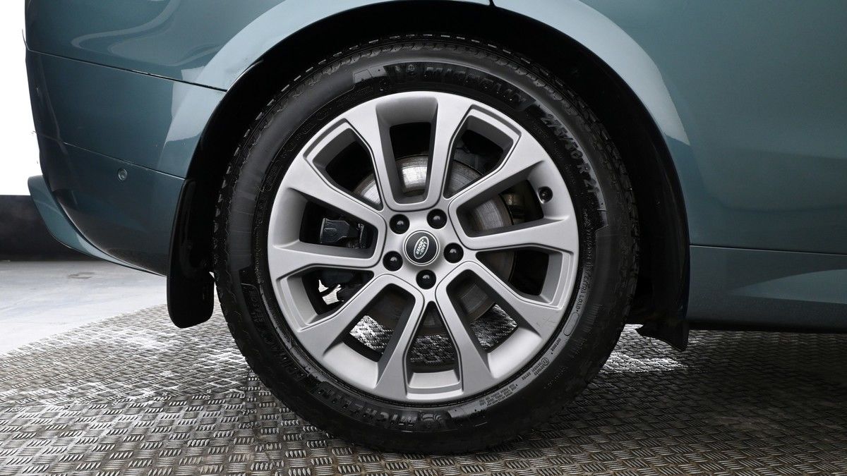 Land Rover Range Rover Sport Image 9
