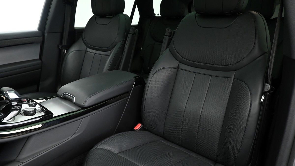 Land Rover Range Rover Sport Image 4