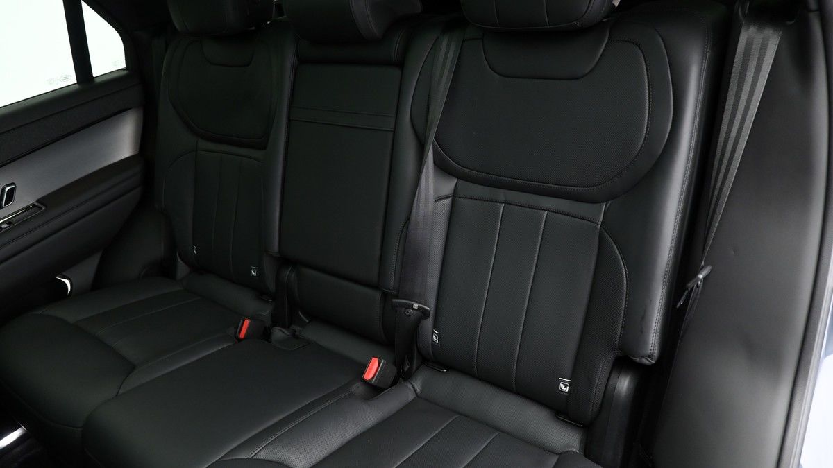 Land Rover Range Rover Sport Image 5